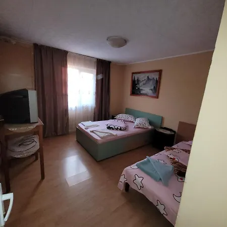 Casacamelia Πανσιόν Două Mai